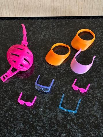 Barbie Helm, Bril, Pet set ( vintage ) beschikbaar voor biedingen