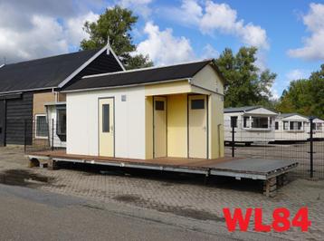 Diverse modellen strandhuisjes voorradig beschikbaar voor biedingen