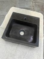 Fontein Wiesbaden Hardsteen 30x30x10, Doe-het-zelf en Bouw, Ophalen, Zo goed als nieuw, Steen, Kraan