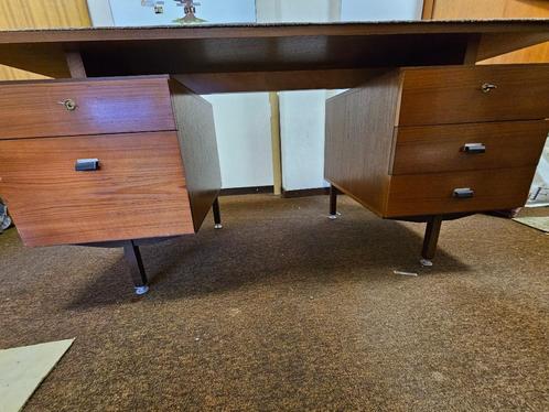 Bureau in Teak, Huis en Inrichting, Overige Huis en Inrichting, Zo goed als nieuw, Ophalen