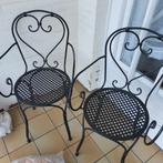2 ijzeren stoelen plus kussetjes, Ophalen, Zo goed als nieuw