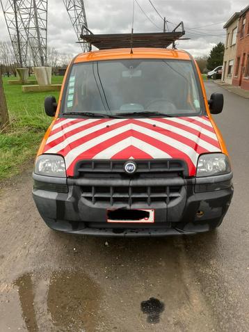 Fiat doblo benzine/ gaz beschikbaar voor biedingen