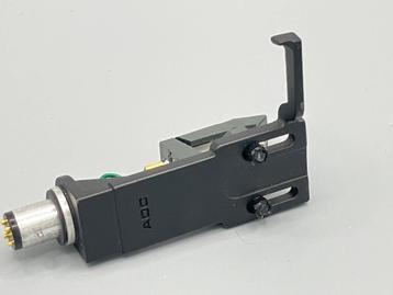 ADC 100 + ADC HEADSHELL  beschikbaar voor biedingen