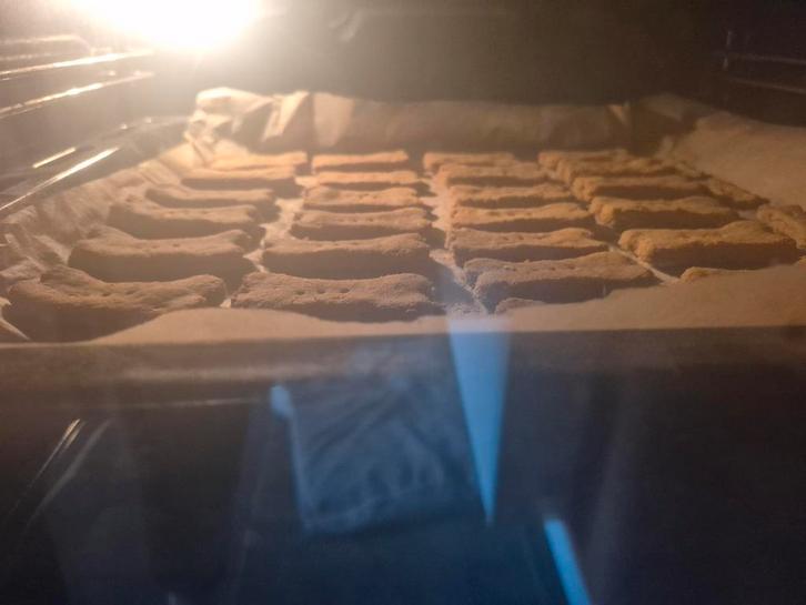 Gepersonaliseerde Hondenkoekjes –vers met liefde gebakken!, Dieren en Toebehoren, Dierenvoeding, Hond, Ophalen of Verzenden