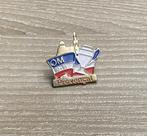 PIN - OLYMPIQUE MARSEILLE - VOETBAL - FOOTBALL, Verzenden, Gebruikt, Sport, Speldje of Pin