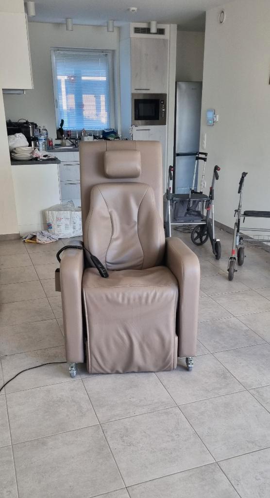 Fauteuil Relax - fonction debout électrique, Maison & Meubles, Fauteuils, Utilisé, 75 à 100 cm, 75 à 100 cm, Enlèvement
