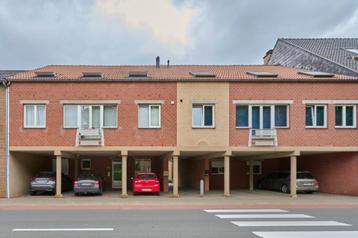  Te koop: Ruim duplex appartement met 3 slaapkamers in Pelt beschikbaar voor biedingen