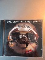 Cd. Neil Young.  Ragged Glory., Ophalen of Verzenden, Zo goed als nieuw, Singer-songwriter