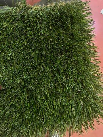 KUNSTGRAS 2,75m x 5m  beschikbaar voor biedingen