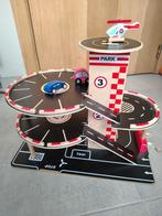 Houten parkeergarage met helikopterplatform, Ophalen of Verzenden, Zo goed als nieuw, Rij- of Hobbelspeelgoed