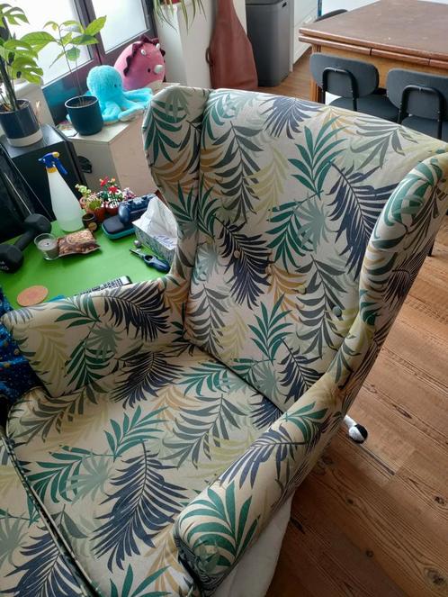 Ikea Strandmon zetel en pouf, Huis en Inrichting, Zetels | Zetels en Chaises Longues, Gebruikt, Eenpersoons, Stof, Ophalen