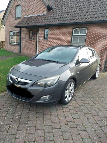 NU €1900!!!  Opel astra J 1.7 cdti 110pk hatchback beschikbaar voor biedingen
