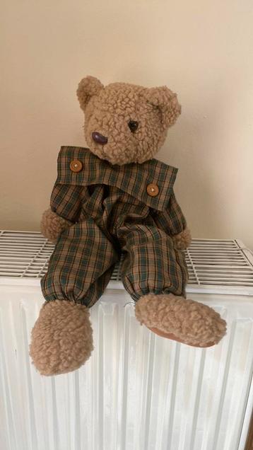 Ancienne peluche dans son jus