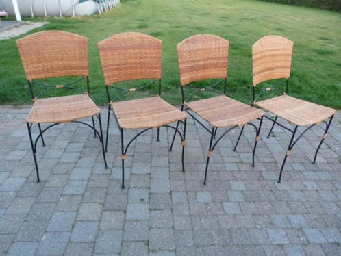Stoelen - riet/metaal - stapelbaar - 4 stuks, Huis en Inrichting, Stoelen, Gebruikt, Metaal, Riet of Rotan, Ophalen