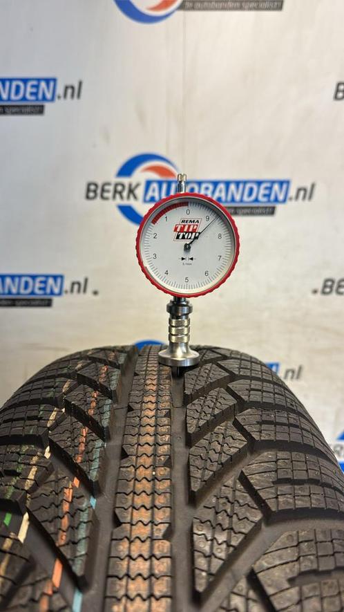 2x Semperit Master-Grip 2 (DEMO) 205/65 R16 95H 205/65/16 20, Auto-onderdelen, Banden en Velgen, Band(en), Winterbanden, 16 inch