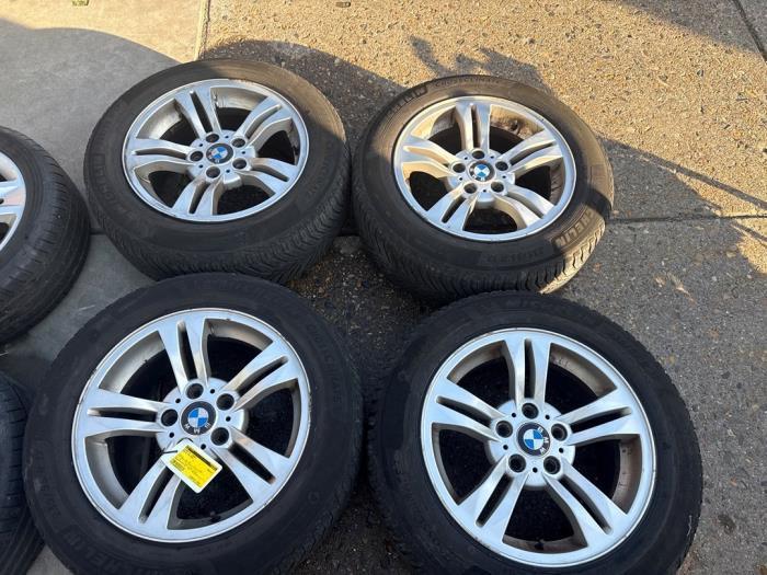 Sportvelgenset + banden van een BMW X3, Auto-onderdelen, Banden en Velgen, Personenwagen, Gebruikt, 3 maanden garantie