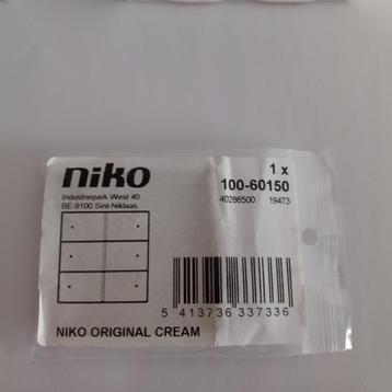 Niko 100-60150 -  Afwerkingsset - 6-voudige drukknop beschikbaar voor biedingen