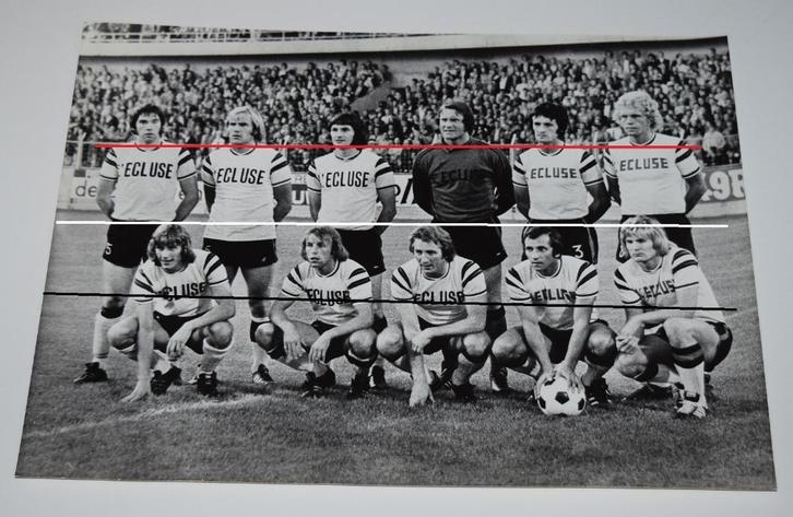 RWDM / Racing White Daring Molenbeek / Teamfoto / 40 x 29,5, Verzamelen, Sportartikelen en Voetbal, Zo goed als nieuw, Poster, Plaatje of Sticker