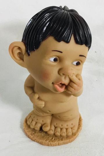 Figurine de poupée vintage en plastique JOIMY