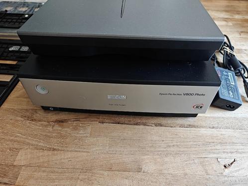 Epson V800 scanner compleet, Computers en Software, Scanners, Zo goed als nieuw, Flatbedscanner, Ophalen of Verzenden