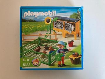 Playmobil verzorgingsplaats met konijnen 