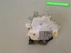 PORTIERSLOT LINKS VOOR Audi A4 Avant (B8) (8J1837015D), Gebruikt, Links, Audi