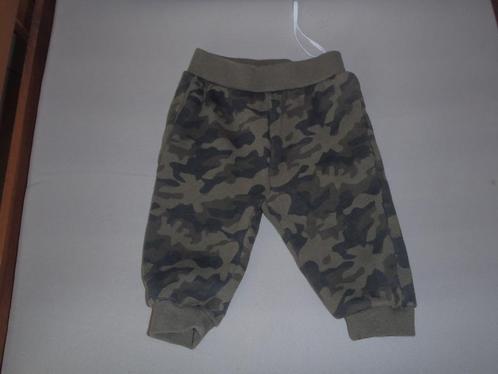 legging maat 68, Kinderen en Baby's, Babykleding | Maat 68, Zo goed als nieuw, Jongetje, Broekje, Ophalen
