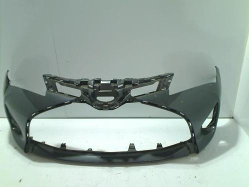 BUMPER VOOR Toyota Yaris III (P13) (01-2010/09-2020), Auto-onderdelen, Carrosserie, Bumper, Toyota, Voor, Gebruikt