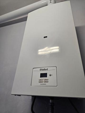 Vaillant TurboMag La raison de la vente j'ai installer la ch, Enlèvement ou Envoi, Comme neuf