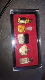 Miniatuur parfumset vintage, Ophalen of Verzenden, Zo goed als nieuw, Miniatuur