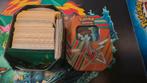 Pokémon tin met 300 kaarten, Enlèvement ou Envoi, Comme neuf, Plusieurs cartes