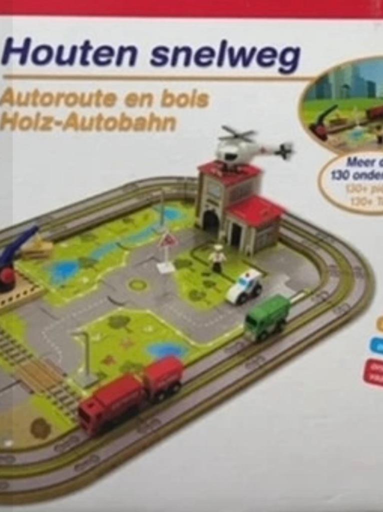 circuit routier en bois, Verzenden, Gebruikt, Overige typen