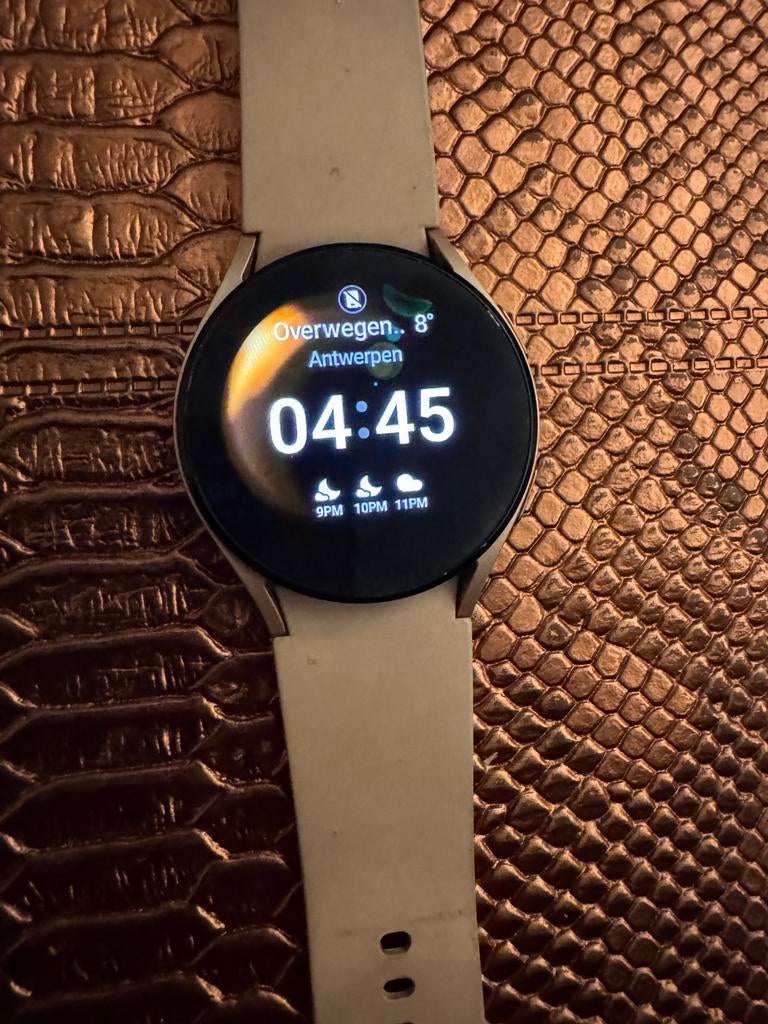 Dames horloge Samsung G4 in perfecte staat te koop, Ophalen, Hoogte, Zo goed als nieuw, Android