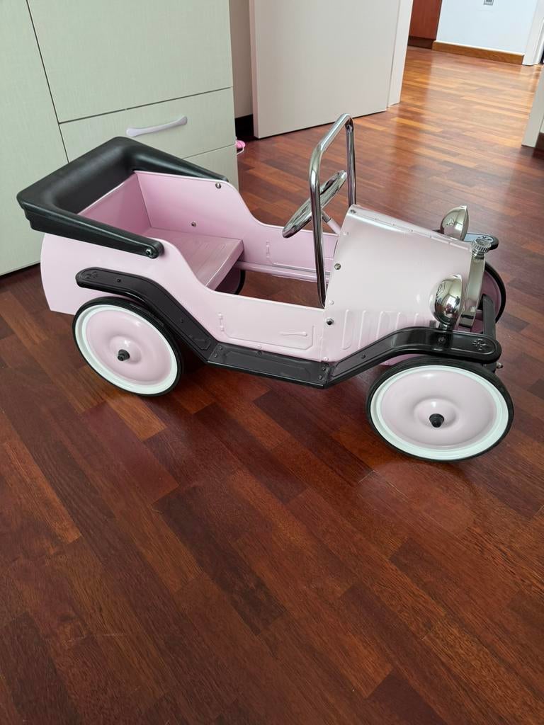 Roze peuterauto om zelf mee te rijden, Kinderen en Baby's, Ophalen, Zo goed als nieuw