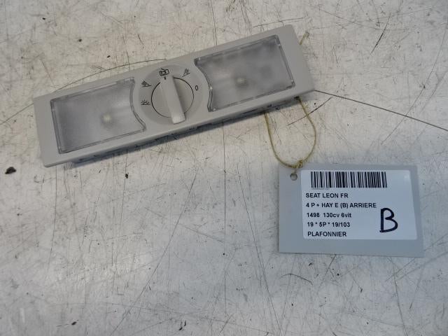 ECLAIRAGE DE PLAFONNIER Seat Leon (5FB) (6Q0947291BY20), Utilisé, Seat