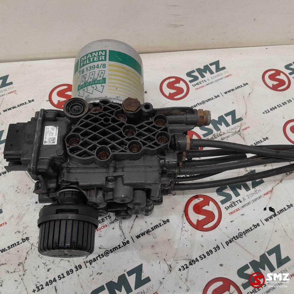 Occ sécheur d'air Mercedes, Autos : Pièces & Accessoires, Pièces camion, Mercedes-Benz, Autres pièces automobiles, Utilisé