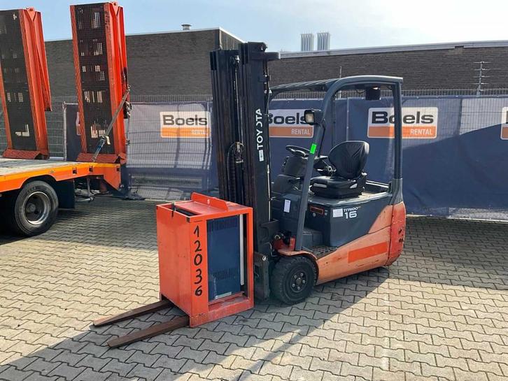 Élévateur Toyota 8FBET16 2012, Articles professionnels, Machines & Construction | Chariots élévateurs & Transport interne, Chariot élévateur