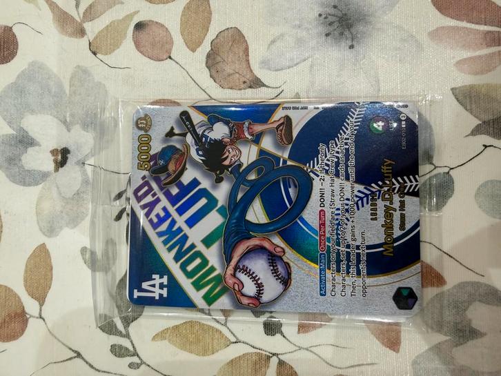 Luffy doggers scellée, Hobby en Vrije tijd, Verzamelkaartspellen | Pokémon, Zo goed als nieuw, Ophalen