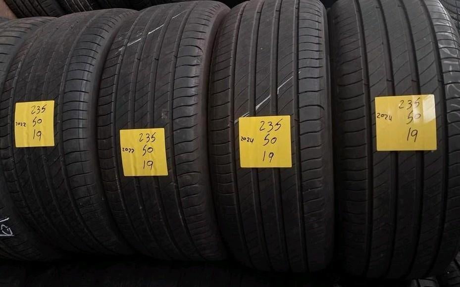 235/50R19 2355019 235/50/19 2024/2022, Auto-onderdelen, Besturing, Ophalen