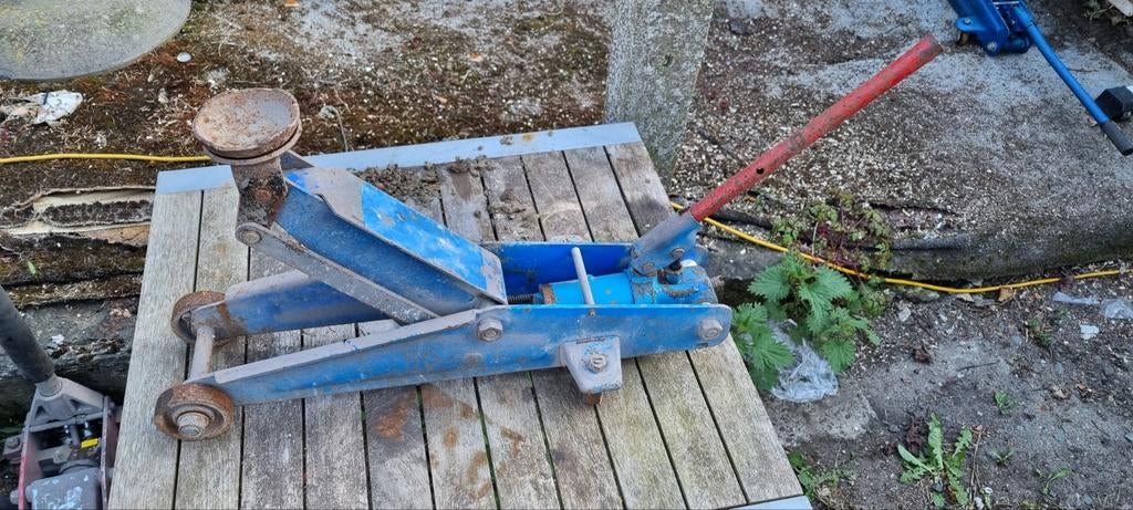 Jack, très bon état, 5 tonnes, Enlèvement ou Envoi