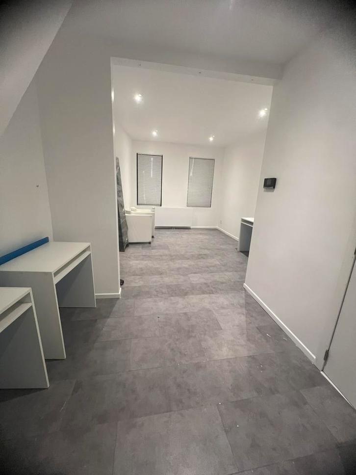 Atelier, à Louer, Immo, Appartements & Studios à louer, Bruxelles, 50 m² ou plus