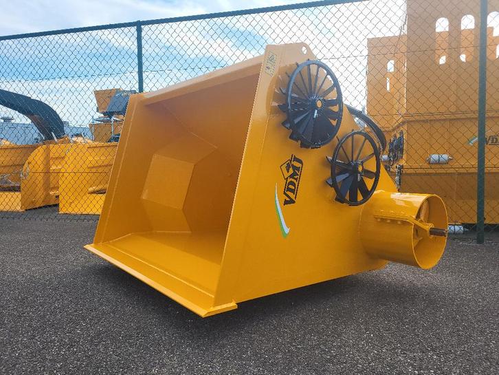 Voederbak / voedermengbak VDMJ, Zakelijke goederen, Landbouw | Aardappelen, Groenten, Fruit en Vlees, Ophalen