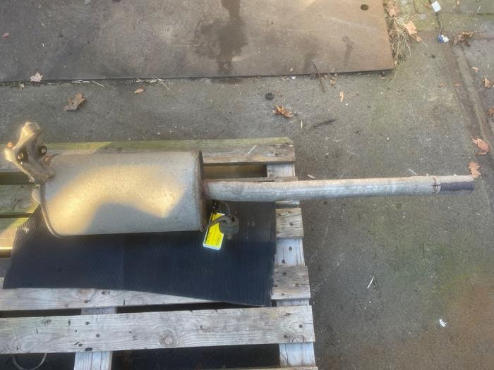 Uitlaat Einddemper van een Volkswagen Caddy, Auto-onderdelen, Gebruikt, -, Volkswagen, -