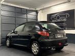 Peugeot 206 1.4i Trendy 109.000 KM, Autos, https://public.car-pass.be/vhr/b89255a3-d4ea-4ea4-92fa-46d08e9bd771, Achat, 129 g/km