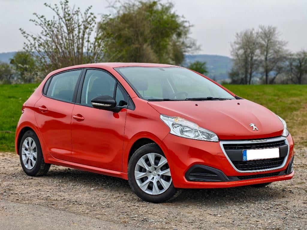 Peugeot 208 1.2 essence | 1 prop. | Nouvelle distribution, Autos, Achat, 50 kW, Autres couleurs, Noir