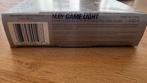 Nuby Game Light Game Boy — Nouveau dans sa boîte, Consoles de jeu & Jeux vidéo, Neuf, Enlèvement ou Envoi, Autres types, Game Boy Classic