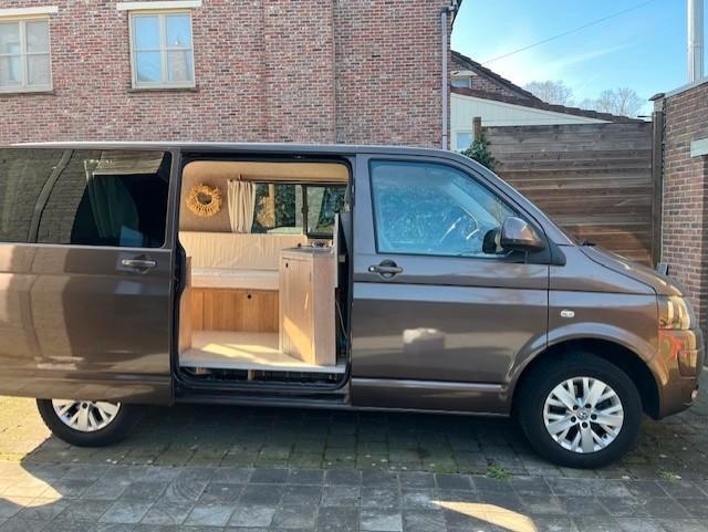 Kampeerbusje VW, Caravanes & Camping, Camping-cars, Particulier, jusqu'à 2, Modèle Bus ou Fourgon aménagé, Volkswagen, Diesel