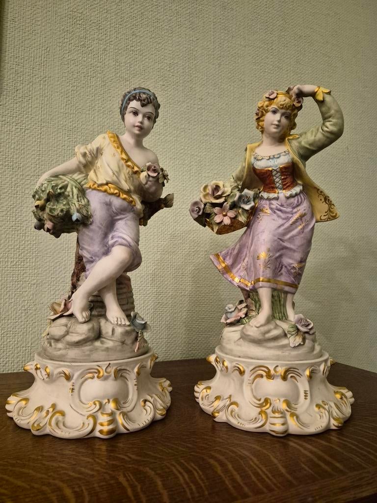 Set van 2 beelden, 38cm hoog, Ophalen