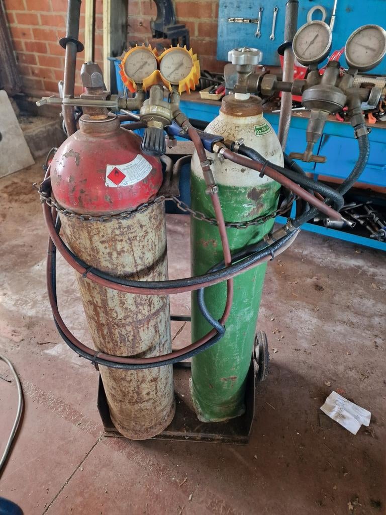 Machine à souder, Bricolage & Construction, Outillage | Soudeuses, Enlèvement