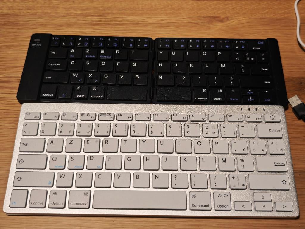 id card reader dvdrw usb-c hub bluetooth toetsenbord, Computers en Software, Geheugenkaartlezers, Ophalen, Nieuw, ACT